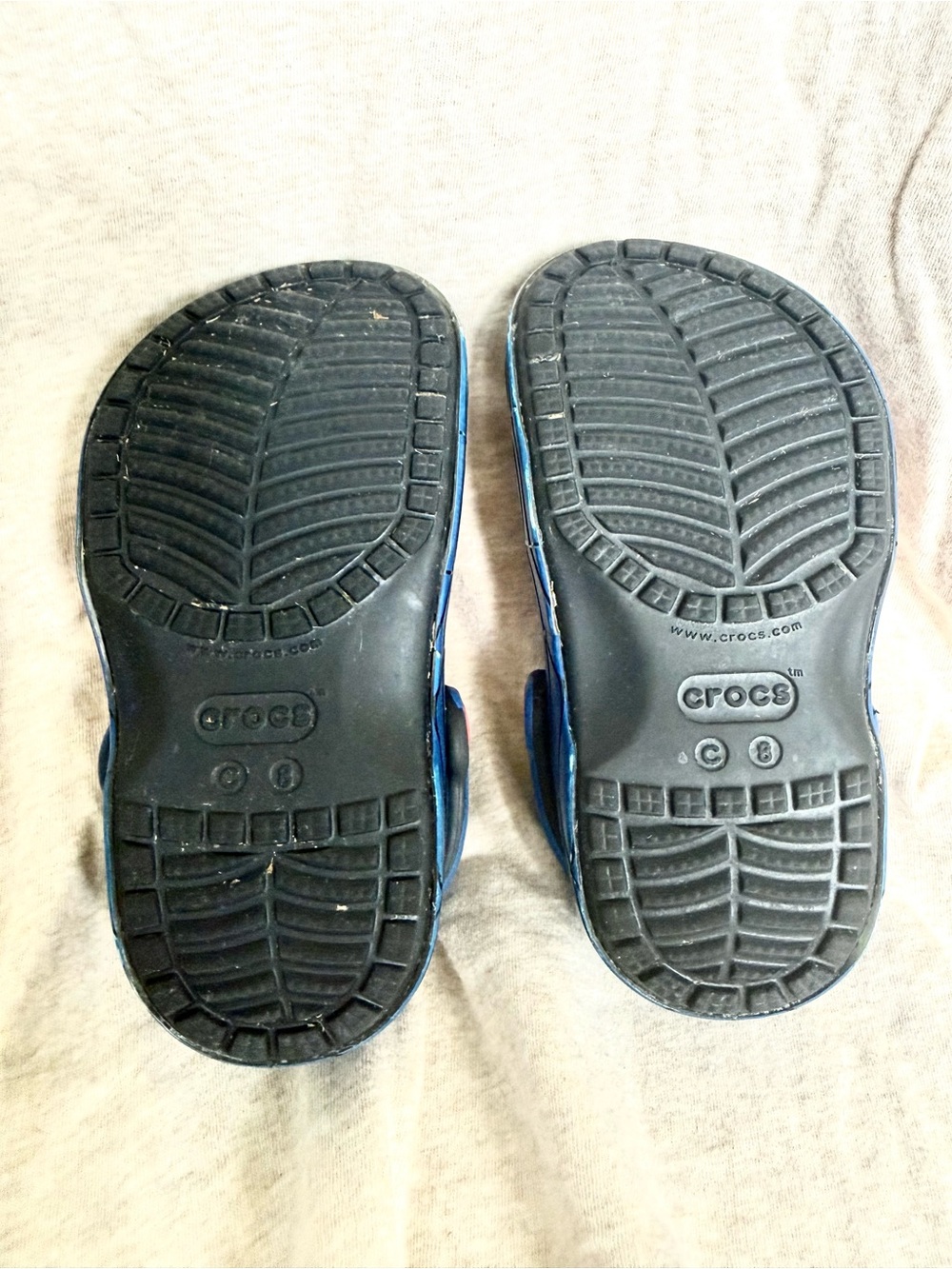 Marvel Red and Blue Spider-Man Kids Sandal Crocs - Picture 4 of 4